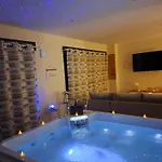 Romantique Boheme Avec Jacuzzi Prive - Le D'agathe Bed & Breakfast