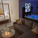 Bed & Breakfast Romantique Boheme Avec Jacuzzi Prive - Le D'agathe 3*