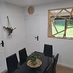 Romantique Boheme Avec Jacuzzi Prive - Le D'agathe Bed & Breakfast Grumesnil