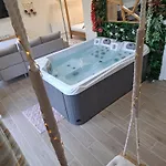 Bed & Breakfast Romantique Boheme Avec Jacuzzi Prive - Le D'agathe Grumesnil