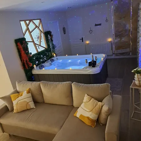 Romantique Boheme Avec Jacuzzi Prive - Le D'agathe Отель типа 