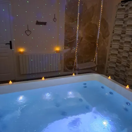 Loveroom - Les D'elise - Agathe 3* Grumesnil