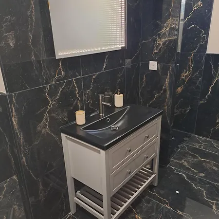 Loveroom - Les D'elise - Agathe 3*