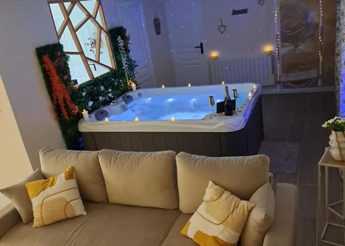 Loveroom - Les D'elise - Agathe فندق مبيت وإفطار 3*